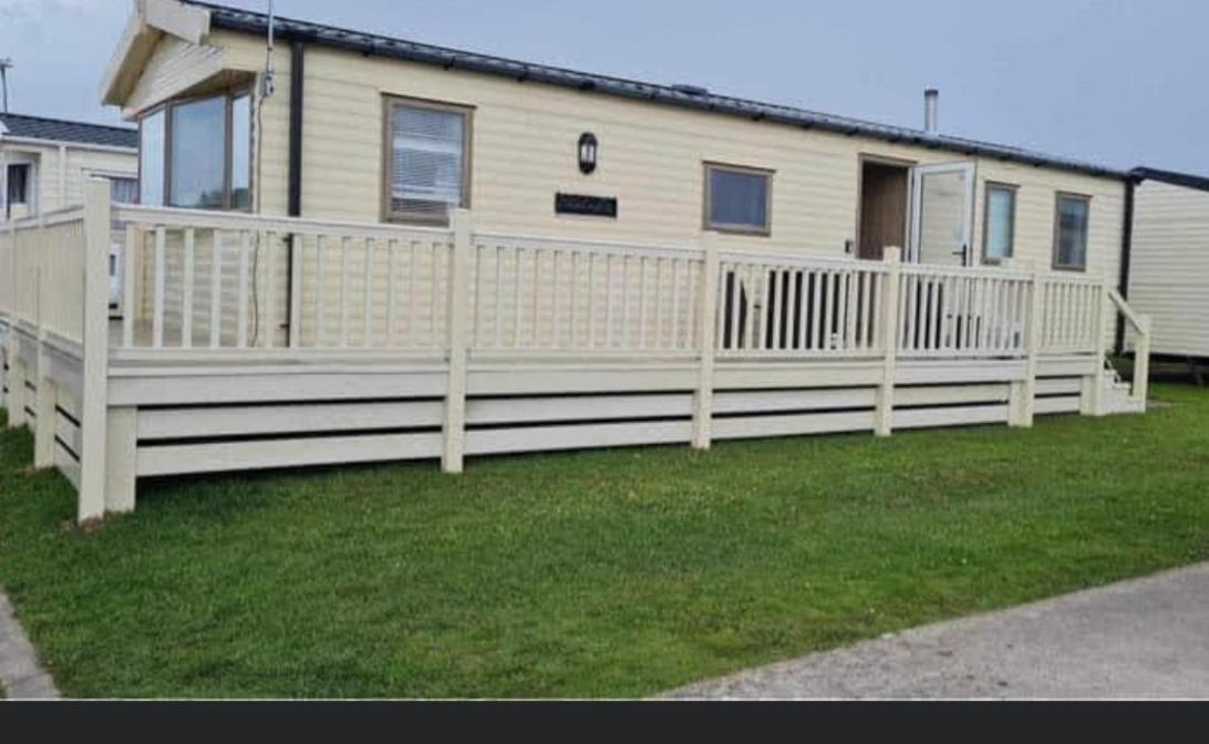 Apartment Lyon's Robin Hood Caravan Sbw Rhyl