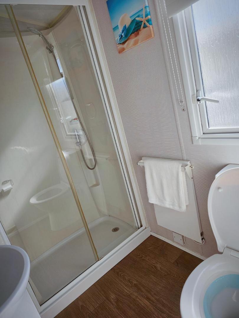 Lyon's Robin Hood Caravan Sbw Apartment *